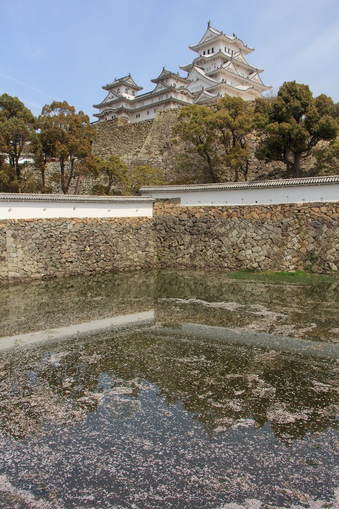 05-Himeji Castle.jpg